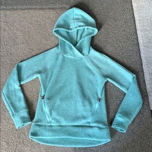 sea green hoodie with thumb holes